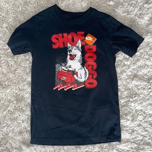Boy’s Nike black graphic s/s t shirt size:medium